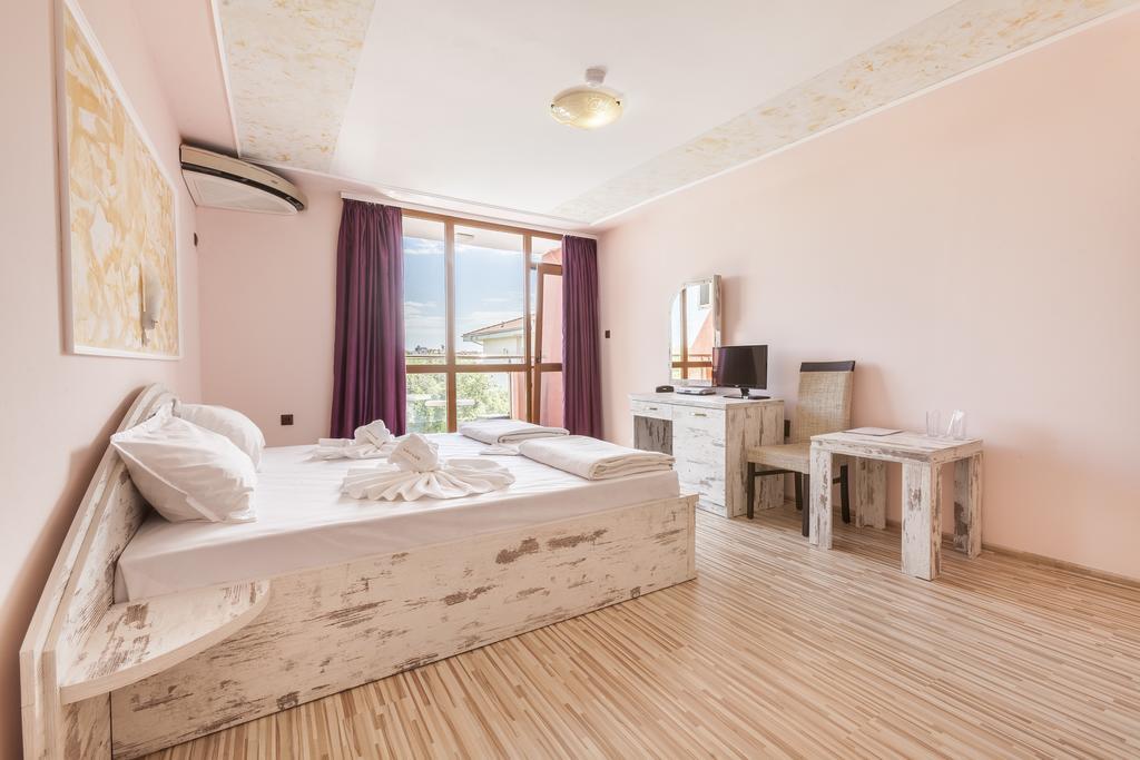 Akladi Family Hotel Черноморець Екстер'єр фото